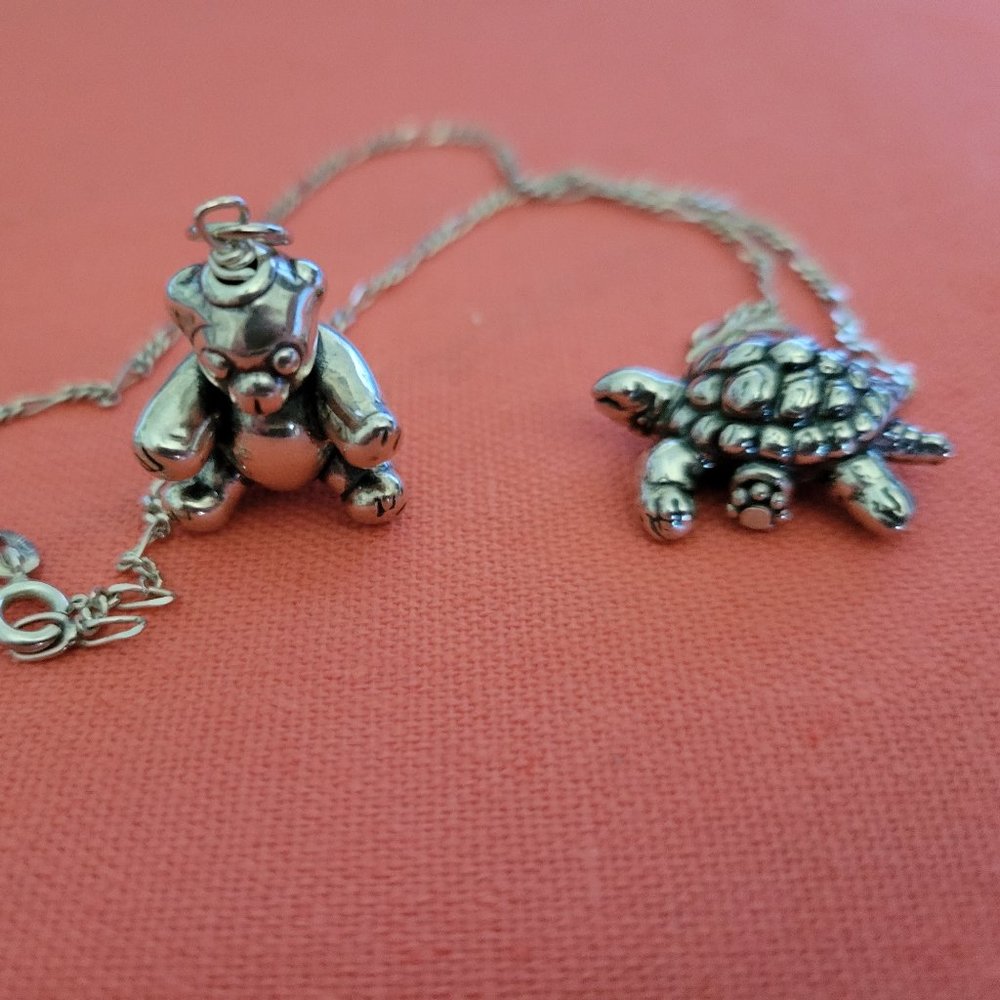 925 B8 Sterling Silver Antique Sea Turtle & Teddy Bear Pendants & Necklace Set.